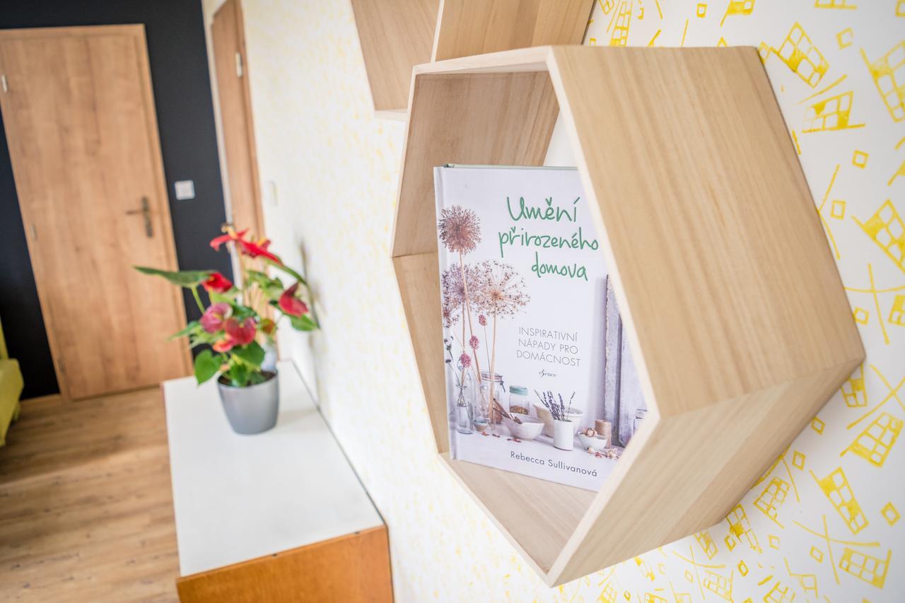 U Cmelaku Hotel Červená Voda Bagian luar foto