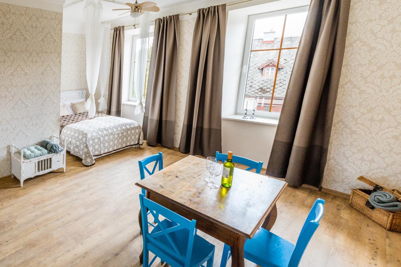 U Cmelaku Hotel Červená Voda Bagian luar foto